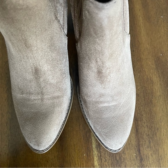 Suede ankle booties - Picture 9 of 10